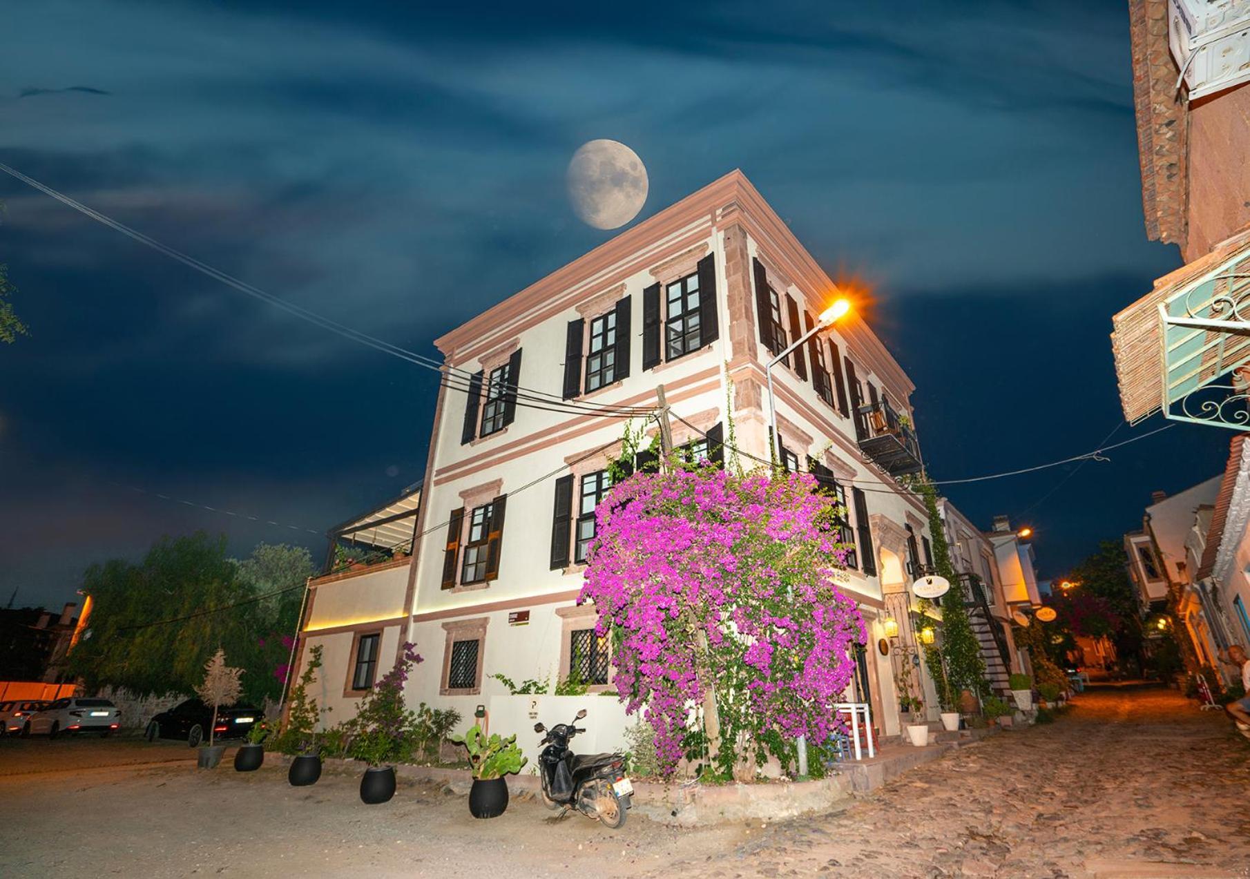 Siyah Lale Cunda 1841 (Adults Only) Ayvalik Exterior foto
