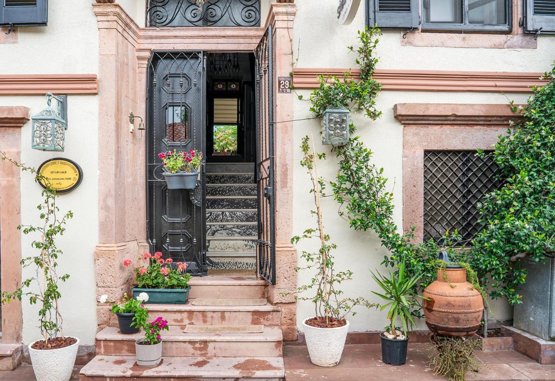 Siyah Lale Cunda 1841 (Adults Only) Ayvalik Exterior foto