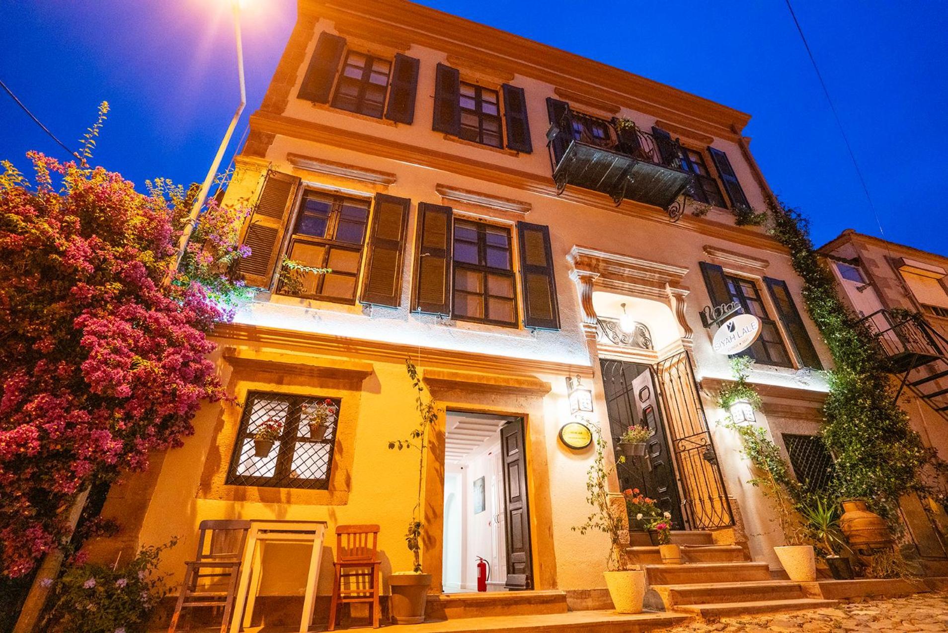 Siyah Lale Cunda 1841 (Adults Only) Ayvalik Exterior foto