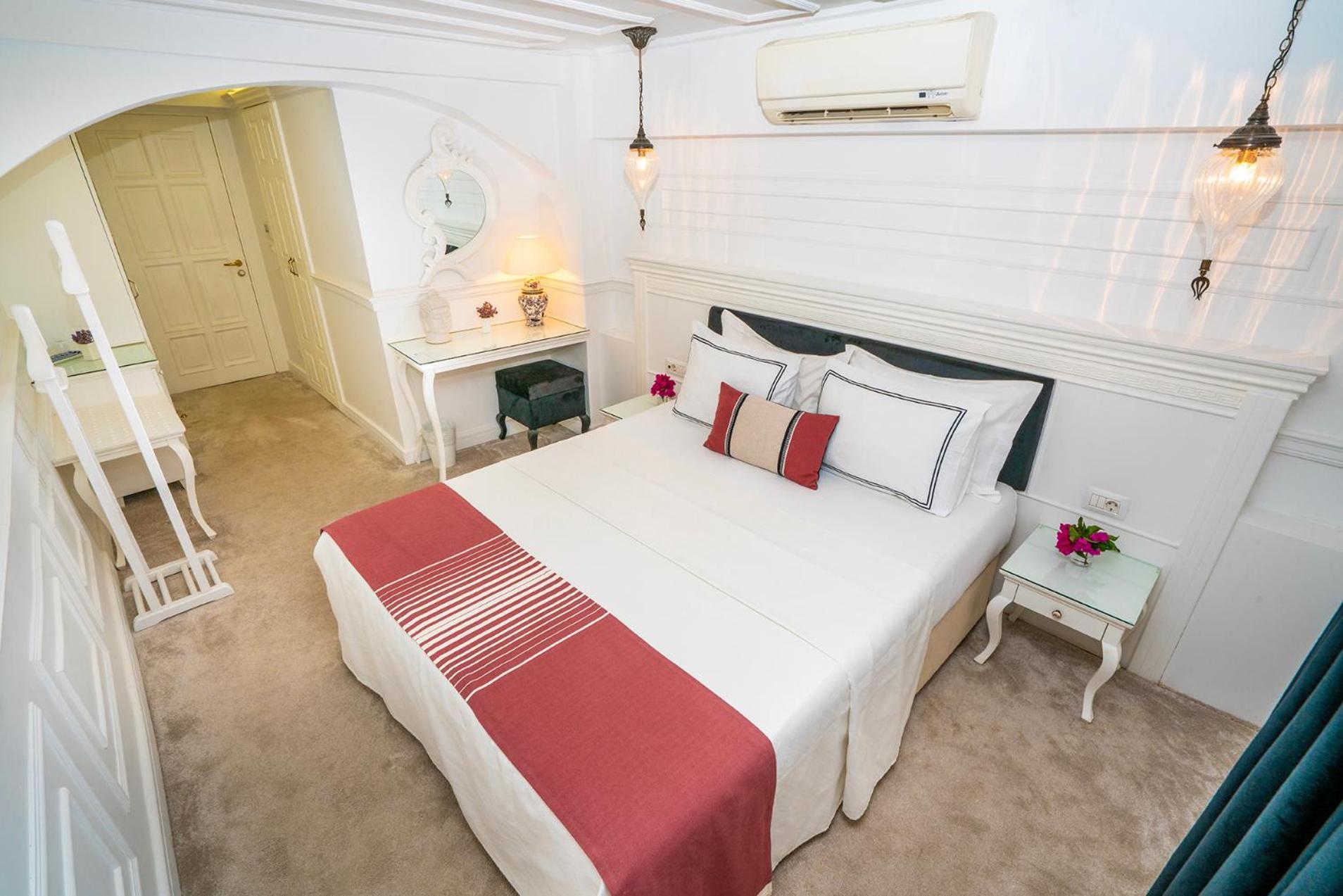 Siyah Lale Cunda 1841 (Adults Only) Ayvalik Exterior foto
