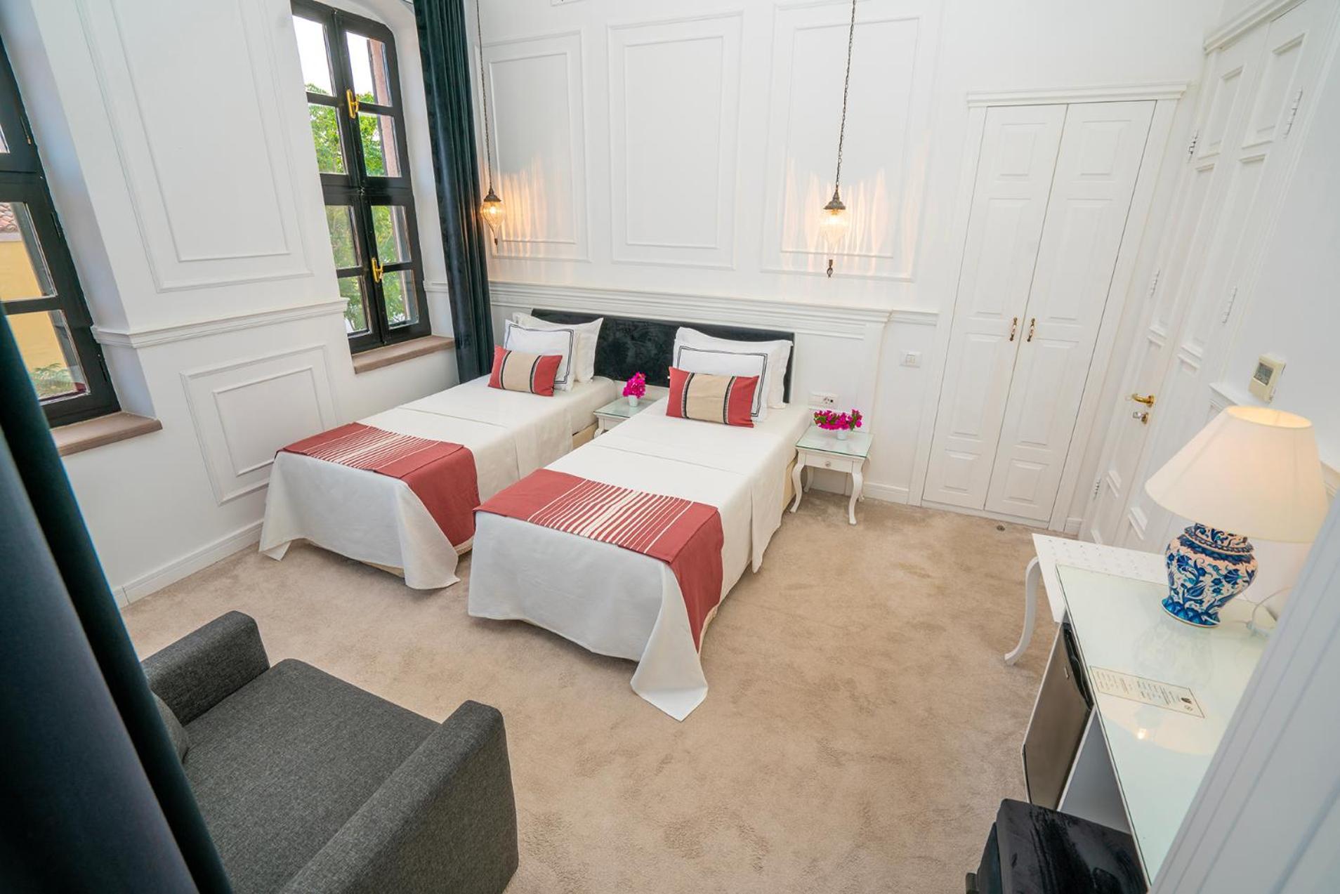 Siyah Lale Cunda 1841 (Adults Only) Ayvalik Exterior foto