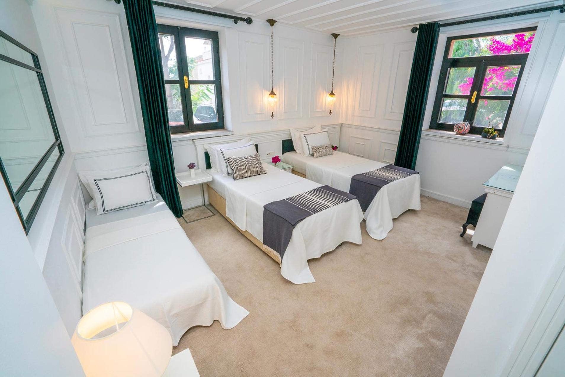 Siyah Lale Cunda 1841 (Adults Only) Ayvalik Exterior foto