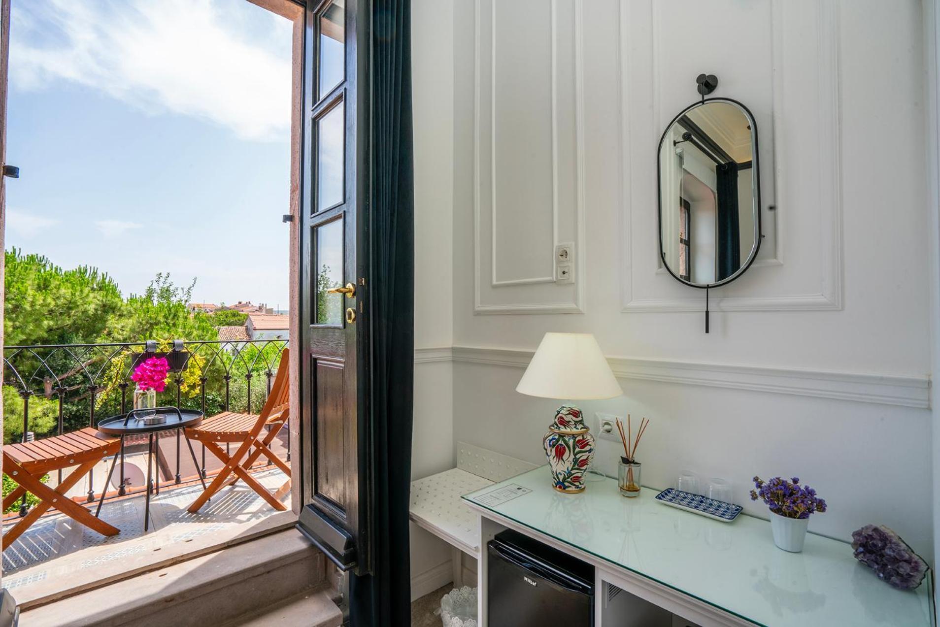 Siyah Lale Cunda 1841 (Adults Only) Ayvalik Exterior foto
